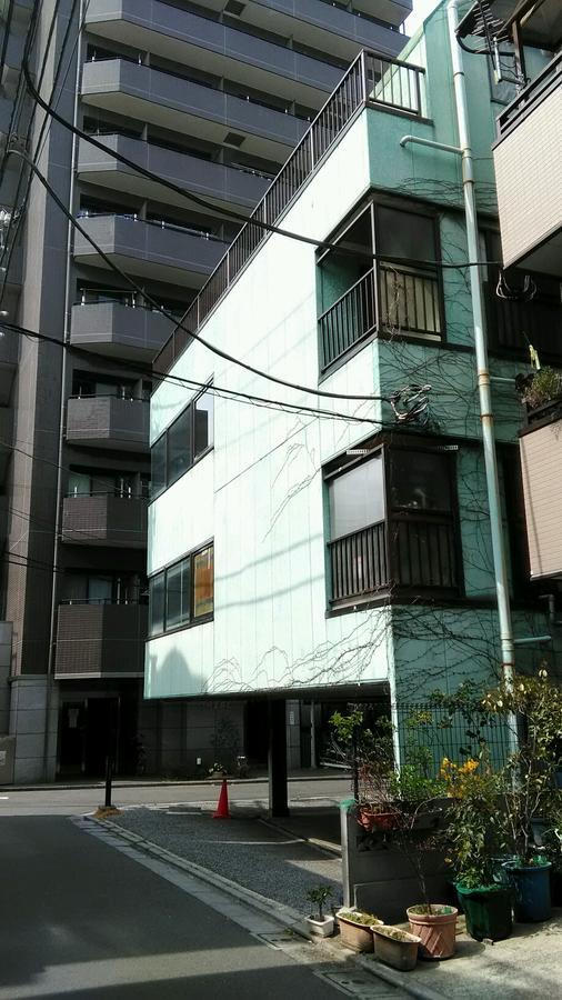 Base Uguisudani Tokio